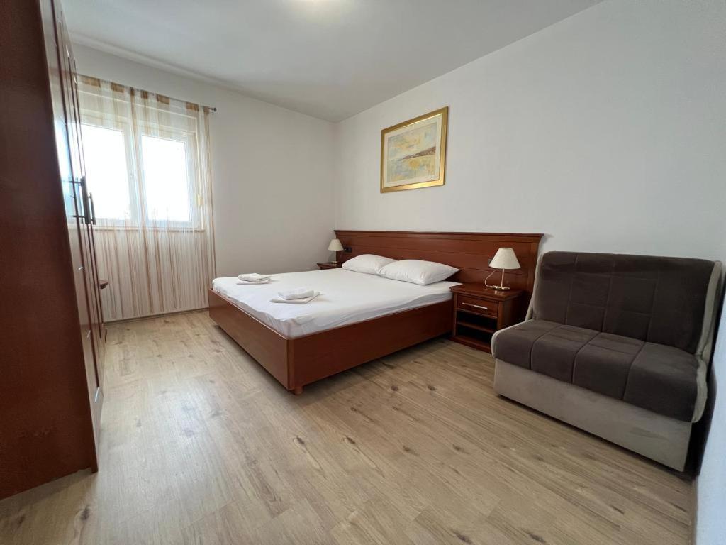 Apartments Obad 内乌姆 外观 照片